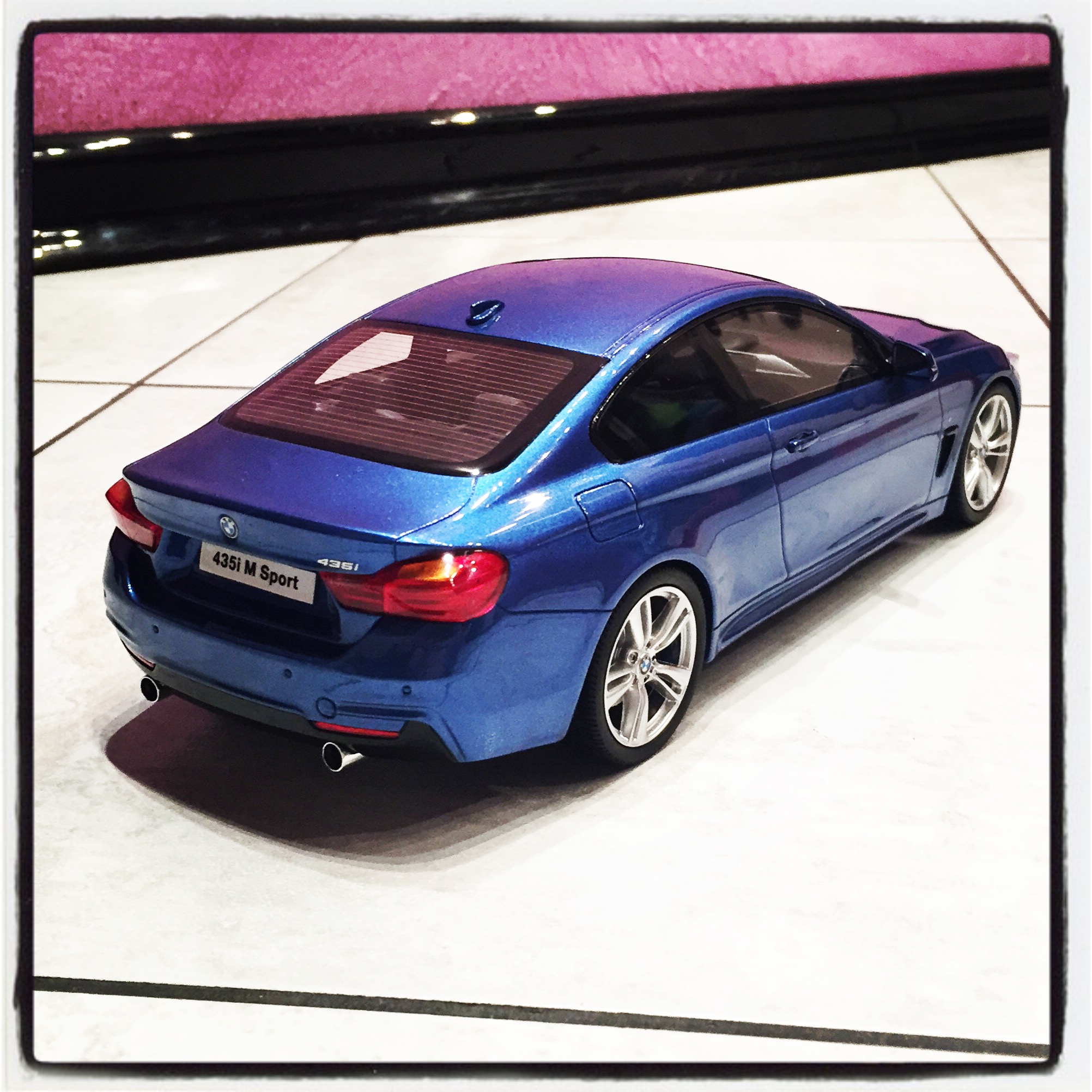 BMW 435i (F32) estoril blue, le 0874 of 1,500pcs. (gt spirit)