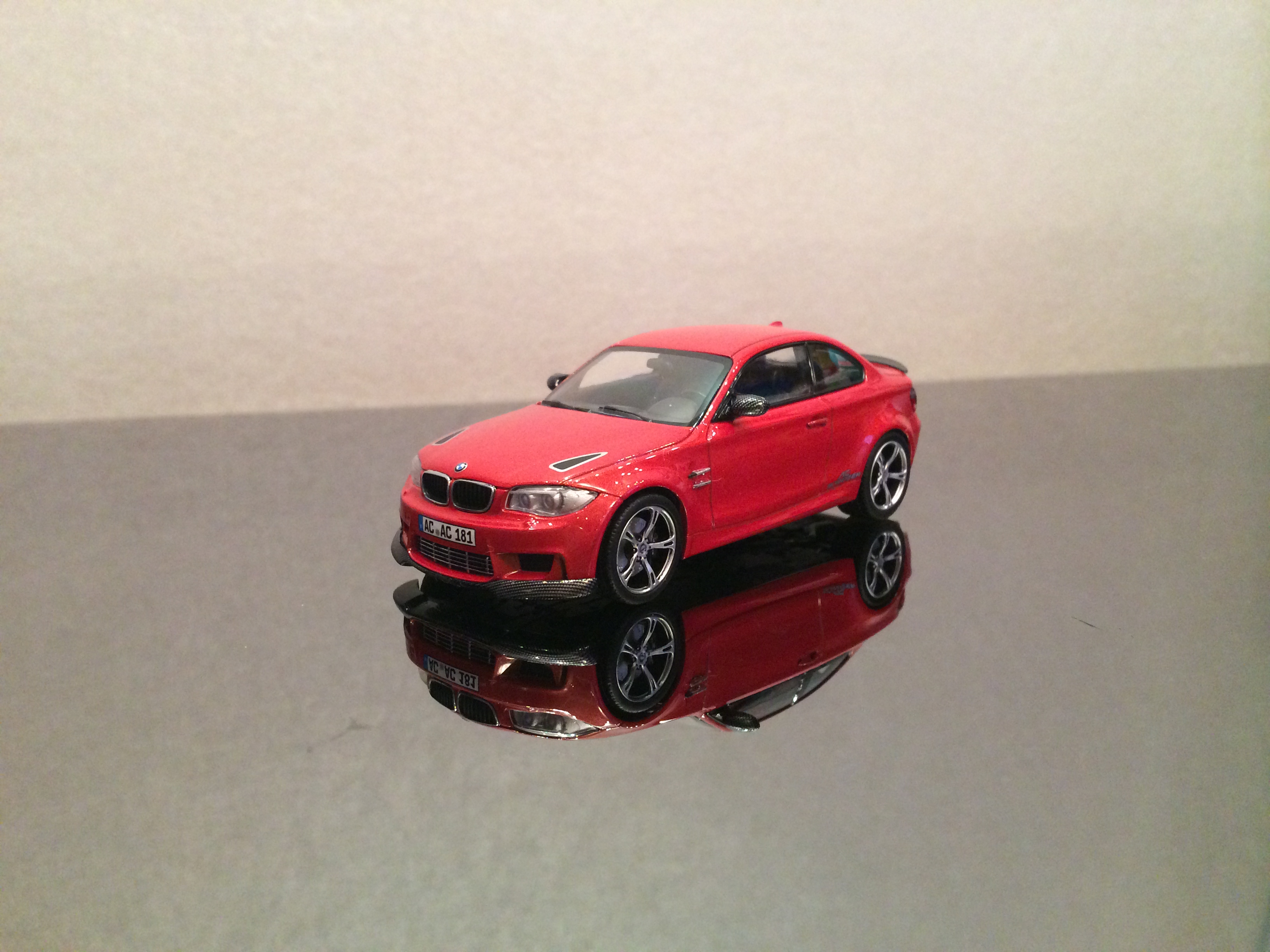 BMW 1M coupe (E82) ACS 1 Sport, valencia orange, le 1 of 528pcs. (minichamps)