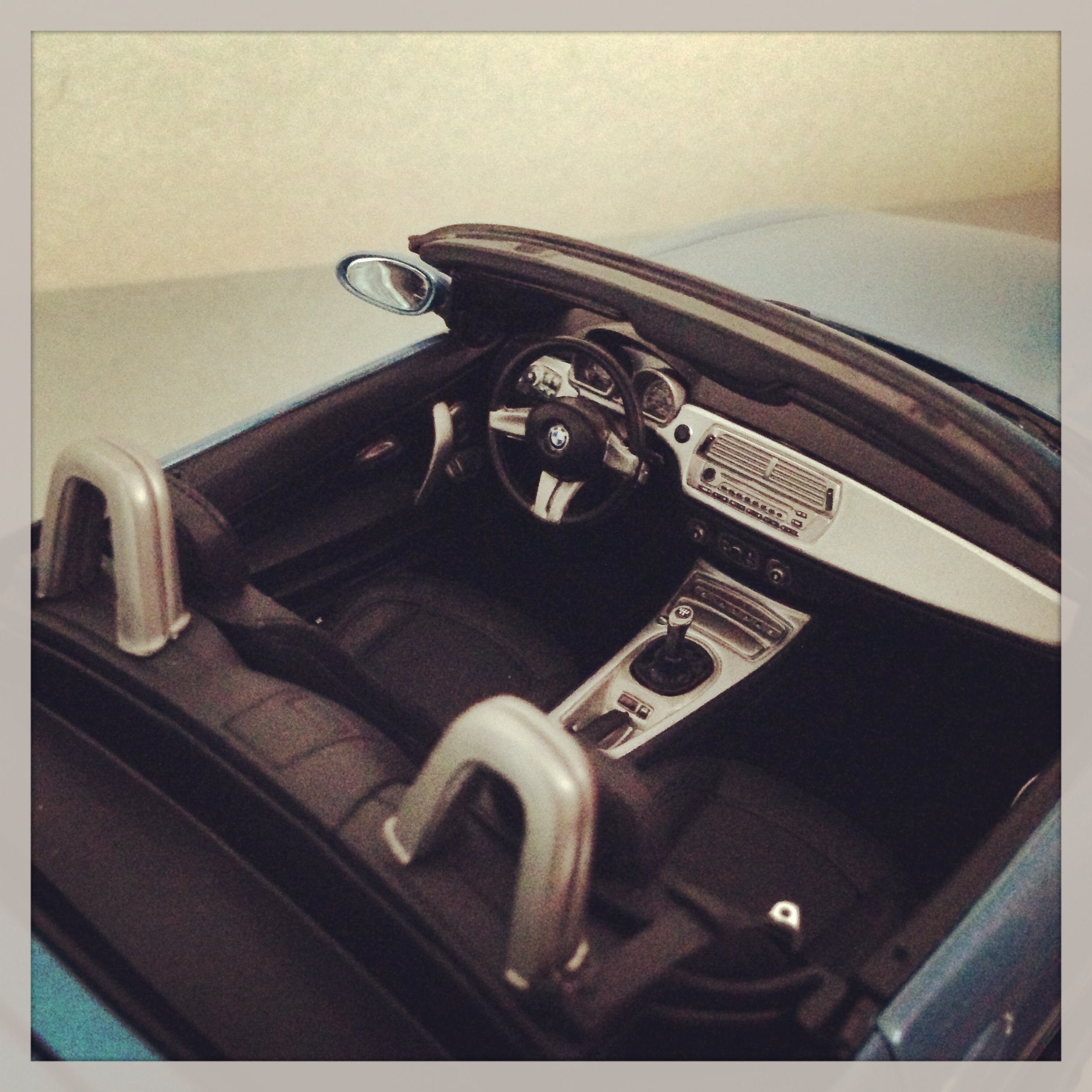 BMW Z4 roadster (E86) blue (kyosho)
