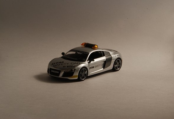Audi R8 "Safety Car DTM 2008" (schuco)