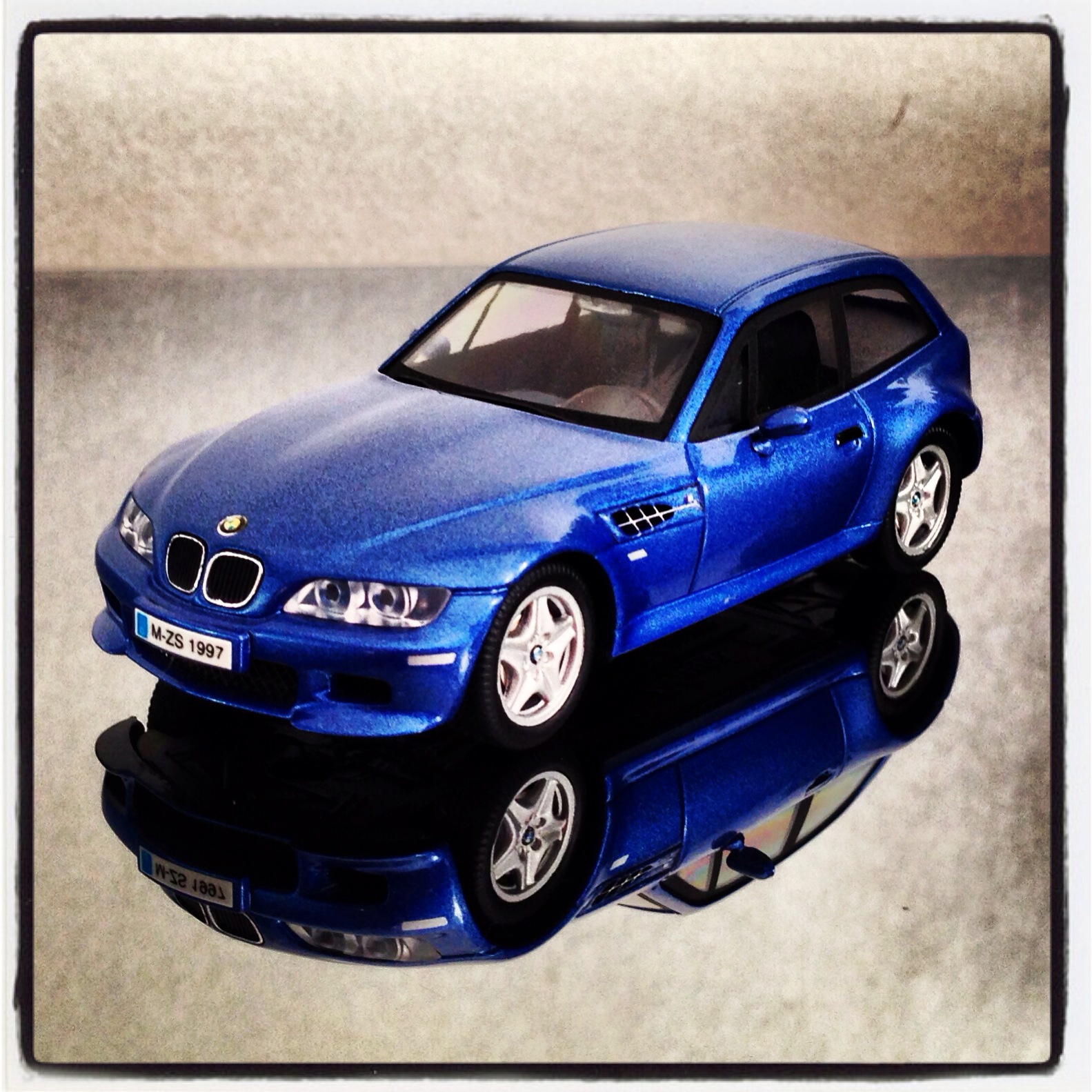 BMW Z3 M Coupe (E36) blue (schuco)