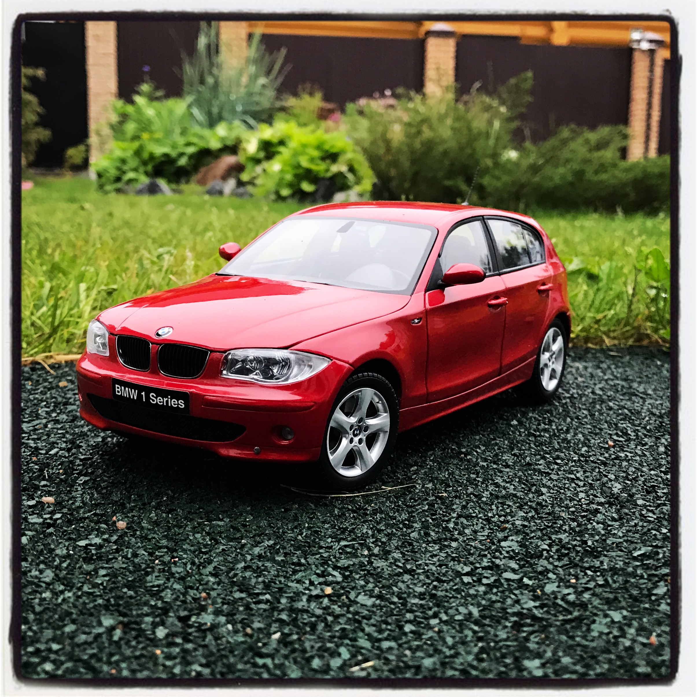 BMW 120i (E87) crimson red (kyosho) 
