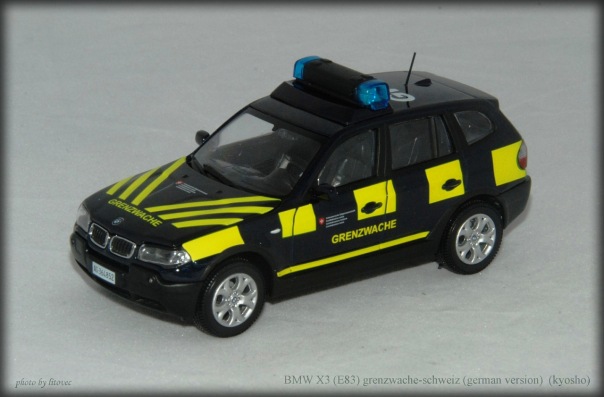 BMW X3 (E83) grenzwache-schweiz (german version) (kyosho)