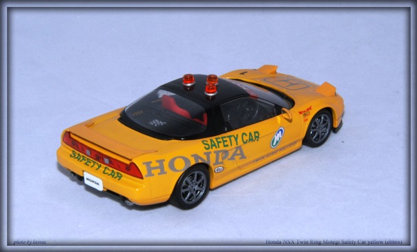 Honda NSX, Twin Ring Motegi Safety Car, yellow (ebbro)