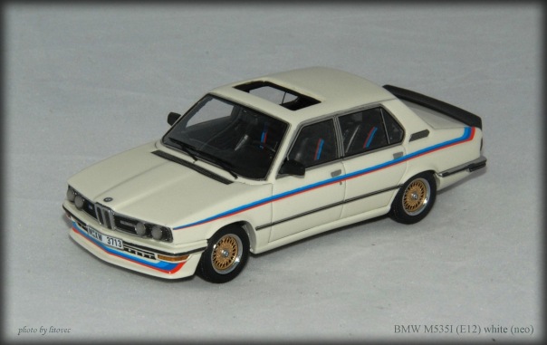 BMW M535I (E12) white (neo)