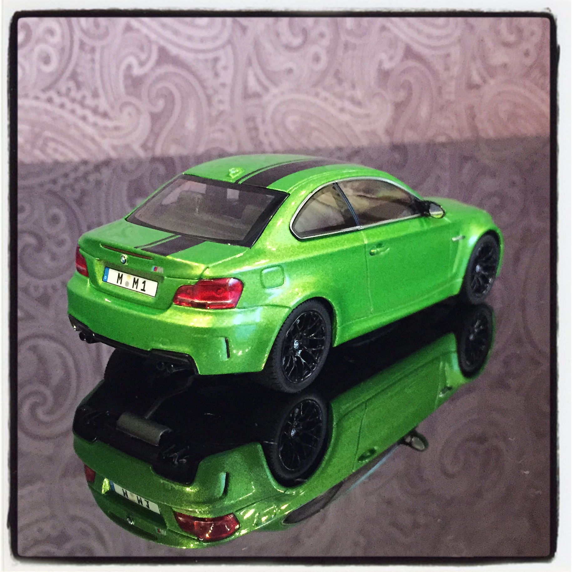 BMW 1M coupe (E82) 2011, Java green, le 1 of 528pcs. (Minichamps)