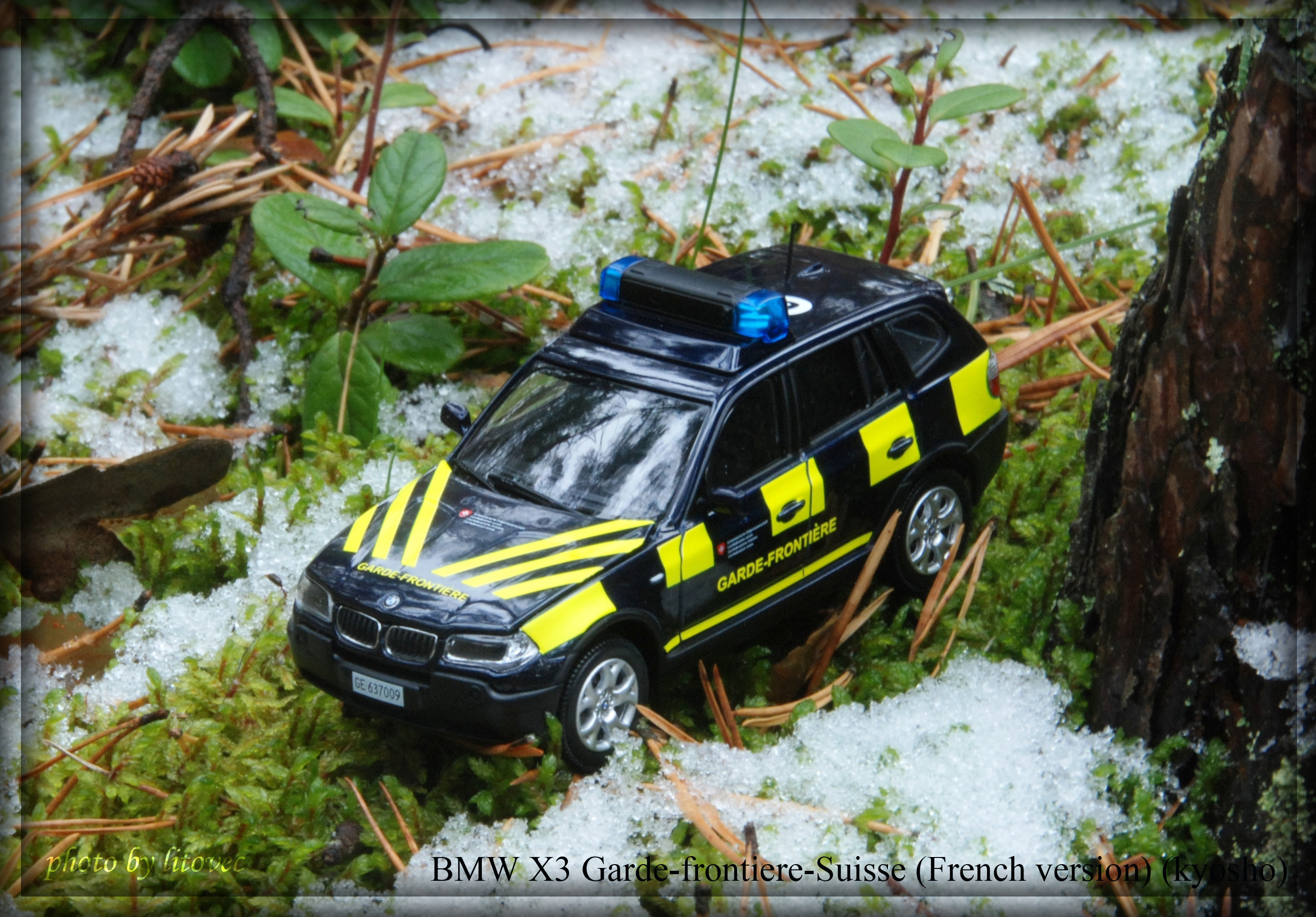 BMW X3 (Е83) garde-frontiere-suisse french version (kyosho)