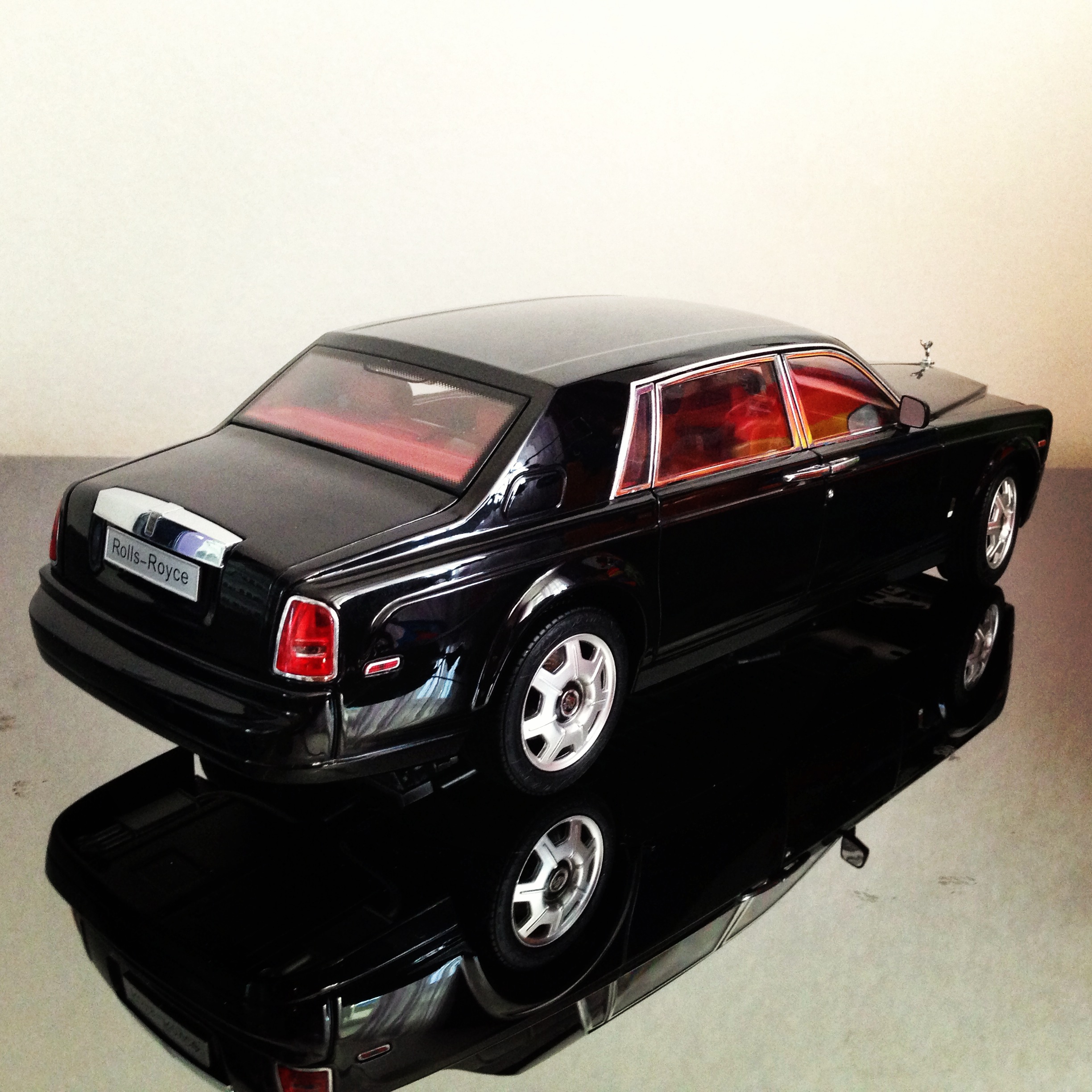 Rolls-Royce Phantom, black (china)